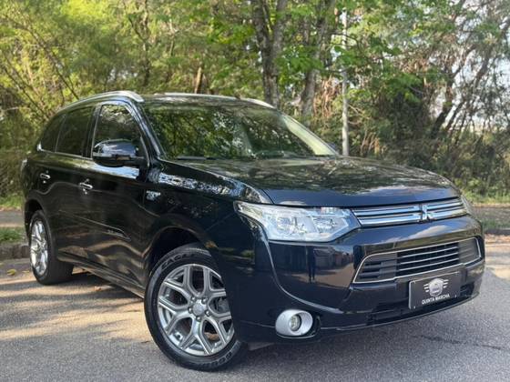 MITSUBISHI OUTLANDER 2.0 PHEV 16V HÍBRIDO 4P AUTOMÁTICO MITSUBISHI OUTLANDER 2.0 PHEV 16V HÍBRIDO 4P AUTOMÁTICO